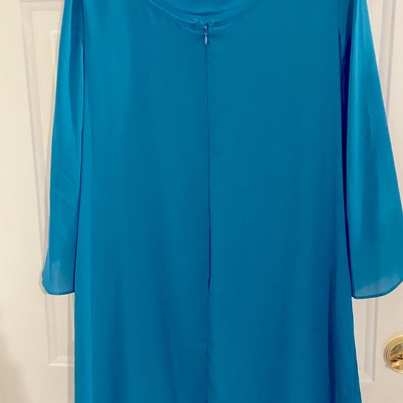 Teal green dress wing sleeves - Picture 2 of 2